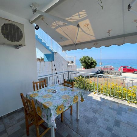 Vila Gusti Guest House Borsh Exterior foto